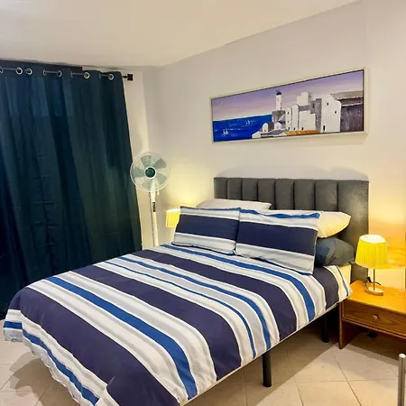 3 Bedroom, Heated Pool, Free Parking
