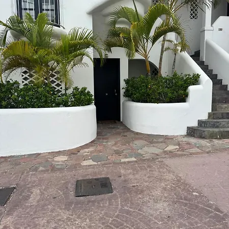 Appartement 3 Bedroom, Heated Pool, Free Parking *